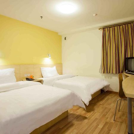 7Days Inn Zixing Dongjianghu 객실 사진