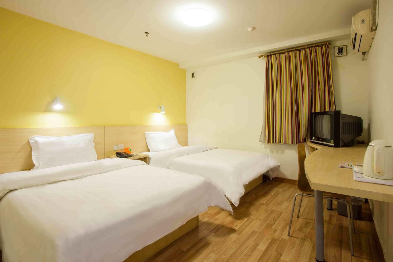 7Days Inn Zixing Dongjianghu 객실 사진